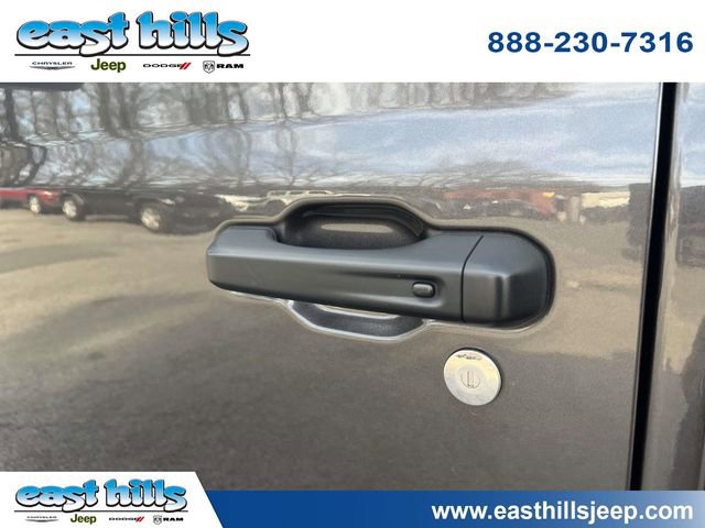 Used 2025 Jeep Wrangler Sahara w/ Safety Group AWD/4WD image 14