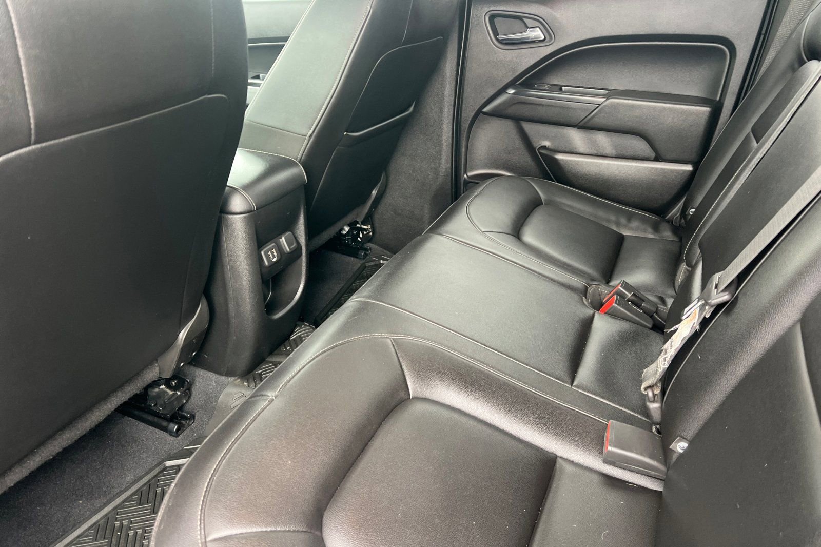 Used 2019 Chevrolet Colorado ZR2 image 9