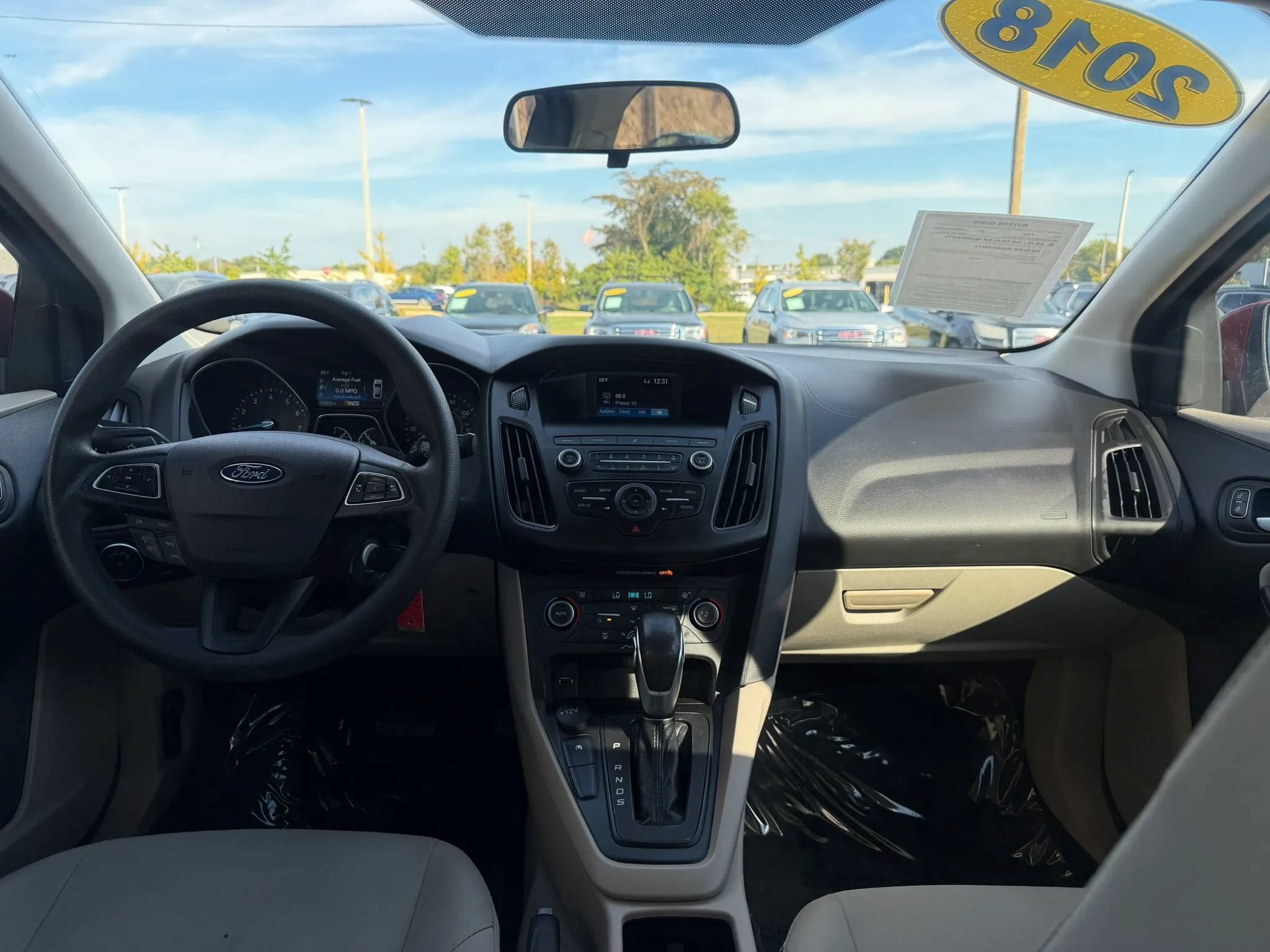 Used 2018 Ford Focus SE FWD image 9