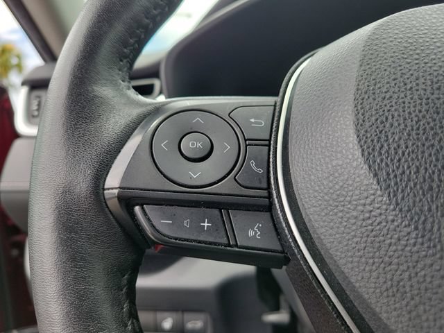 Used 2021 Toyota RAV4 XLE Premium FWD image 21