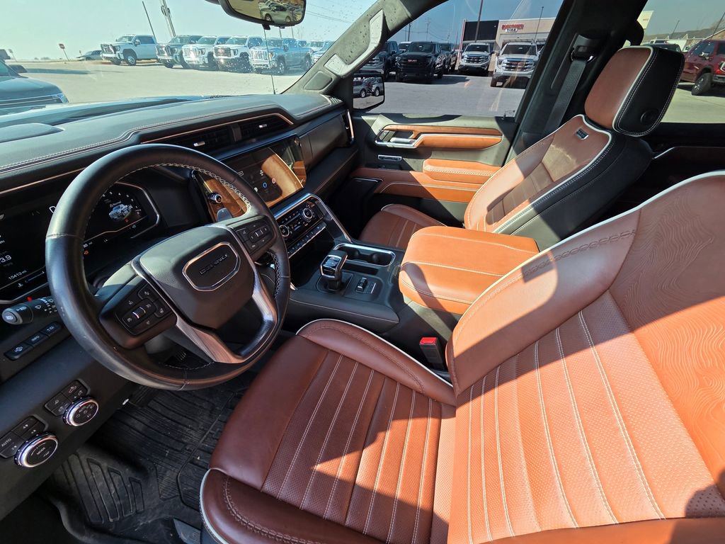Used 2023 GMC Sierra 1500 Denali Ultimate image 10