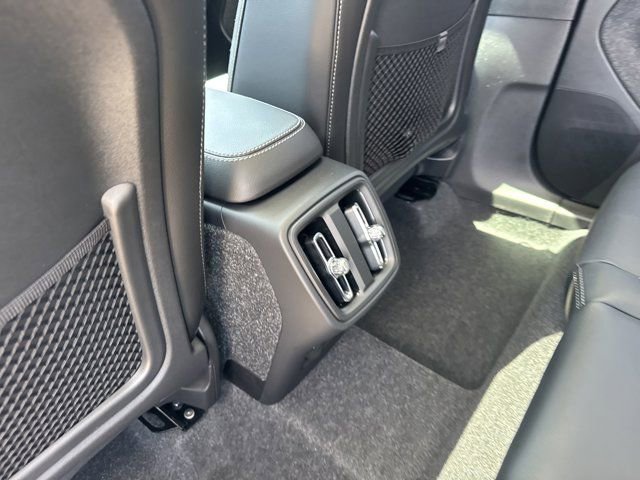 New 2025 Volvo XC40 B5 Core w/ Climate Package image 22