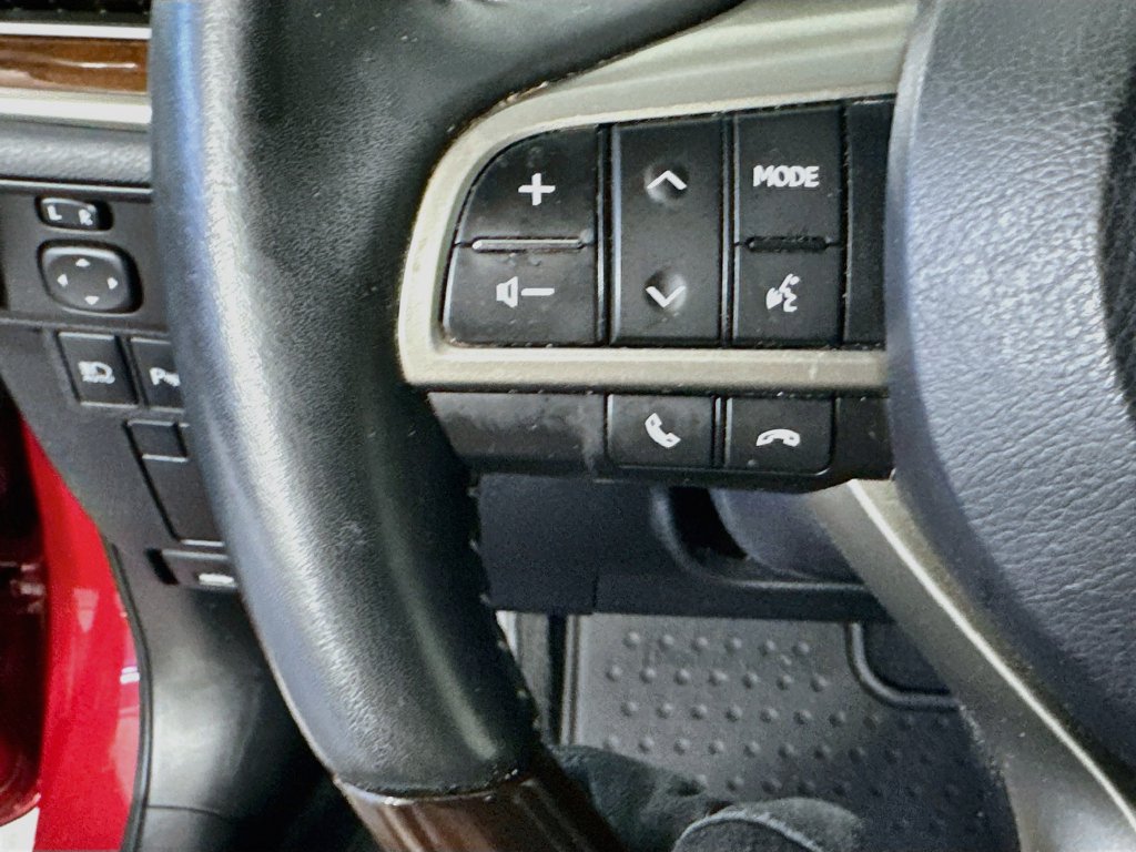 Used 2018 Lexus ES 350 w/ Luxury Package w/Wood Trim FWD image 26