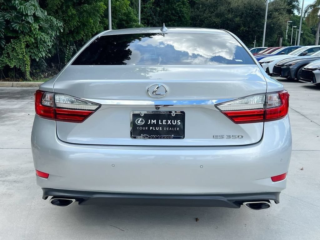 Used 2017 Lexus ES 350 w/ Luxury Package FWD image 6