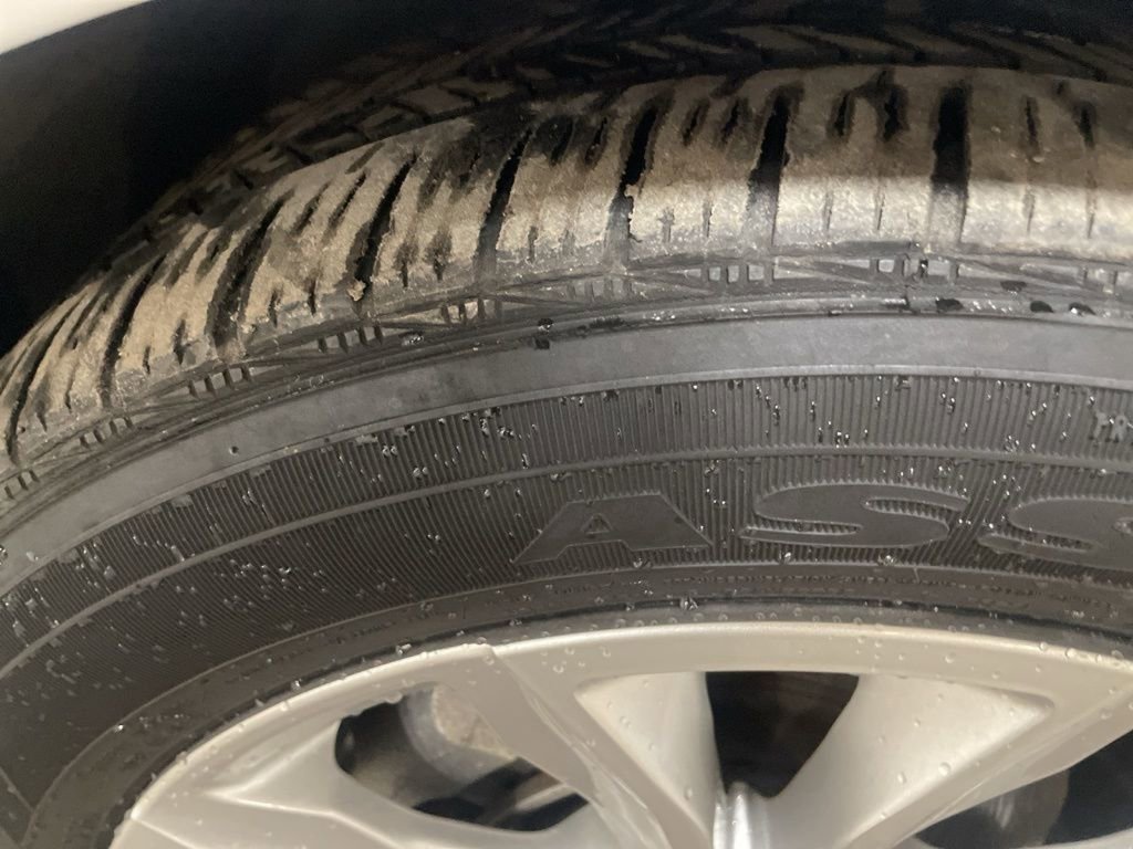 Used 2024 Chevrolet Malibu LT image 33