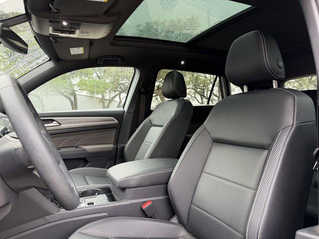 Used 2023 Volkswagen Atlas Cross Sport SE FWD image 7