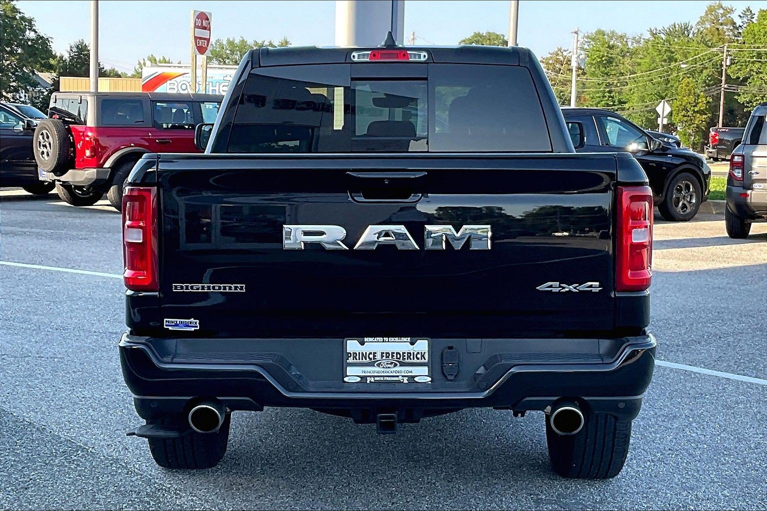 Used 2025 RAM 1500 Big Horn AWD/4WD image 4