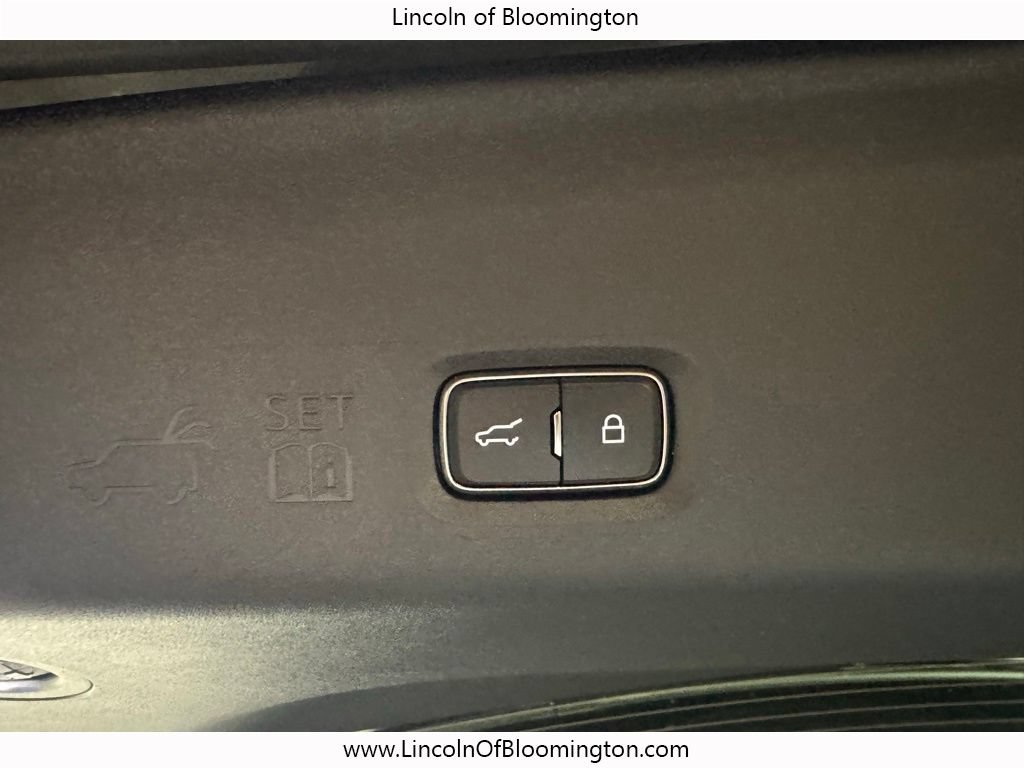 New 2026 Lincoln Navigator L Reserve AWD/4WD image 31