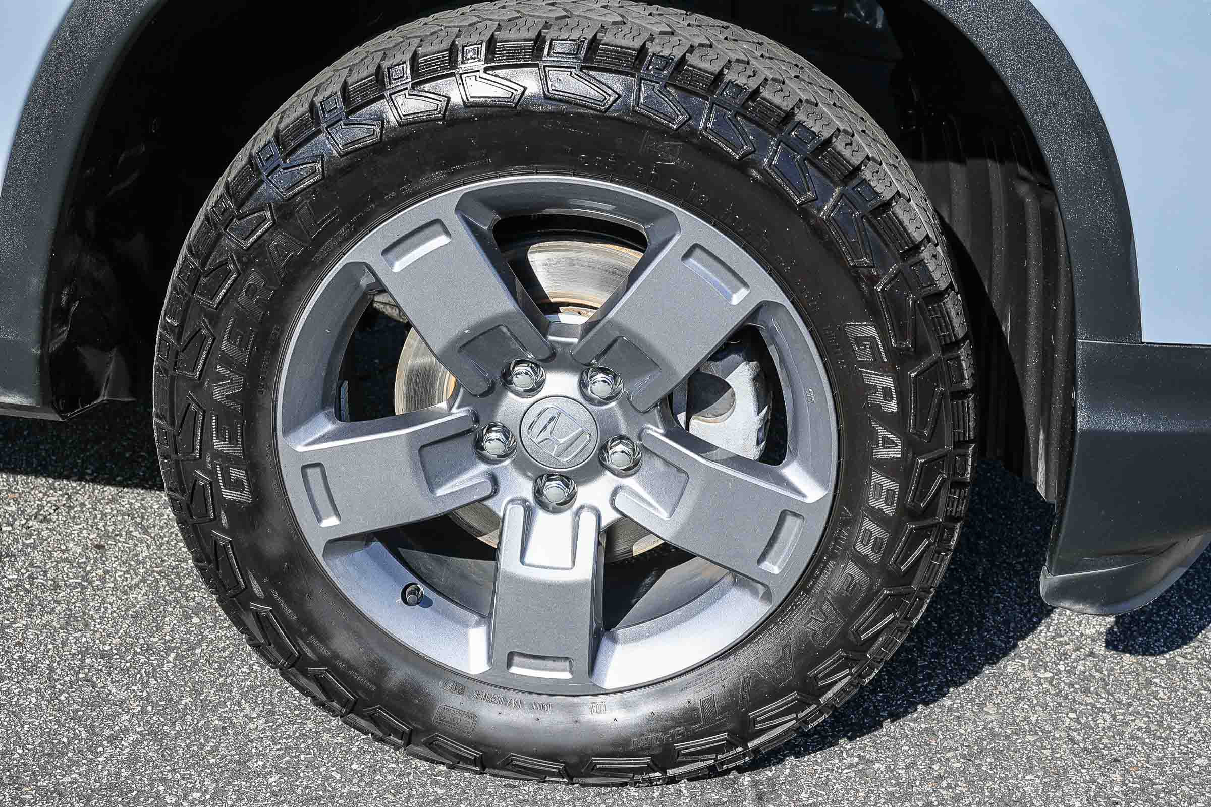 Certified 2025 Honda Ridgeline TrailSport image 13