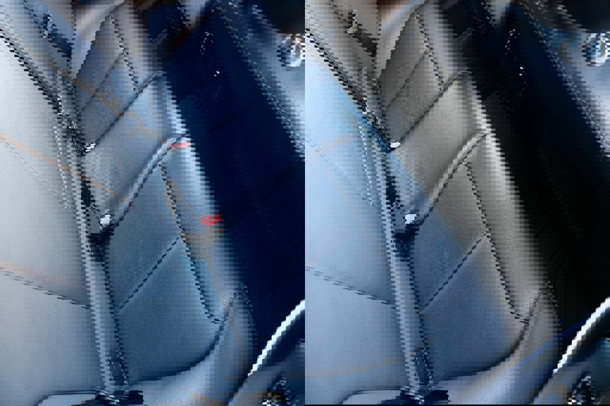 Used 2018 BMW 340i xDrive Sedan w/ Premium Package image 15