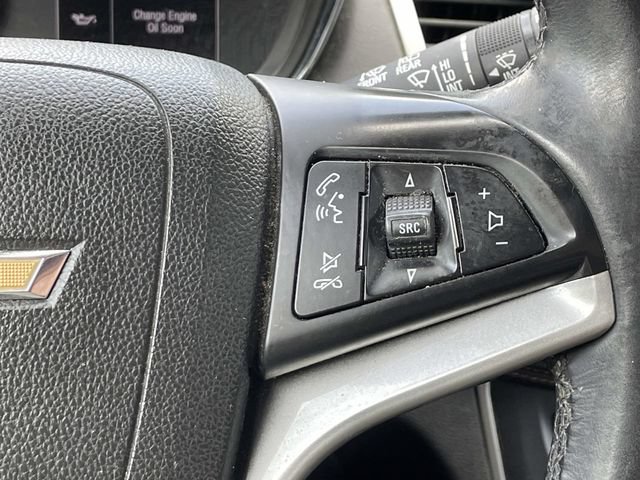 Used 2018 Chevrolet Trax LT w/ Sun & Sound Package AWD/4WD image 34