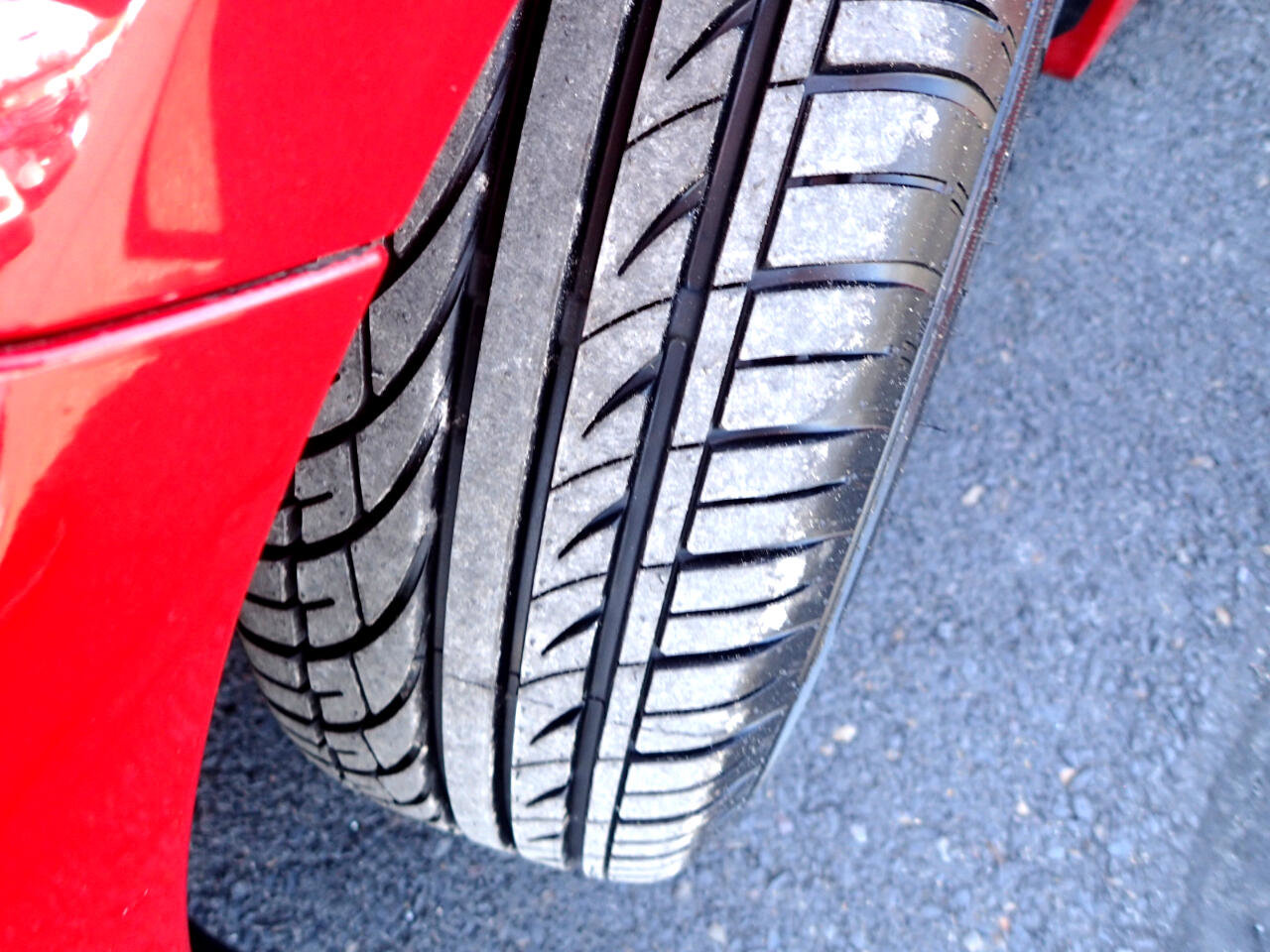 Used 2013 Toyota Prius Four w/ Deluxe Solar Roof Pkg FWD image 25