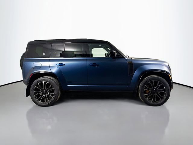 New 2026 Land Rover Defender 110 OCTA AWD/4WD image 4