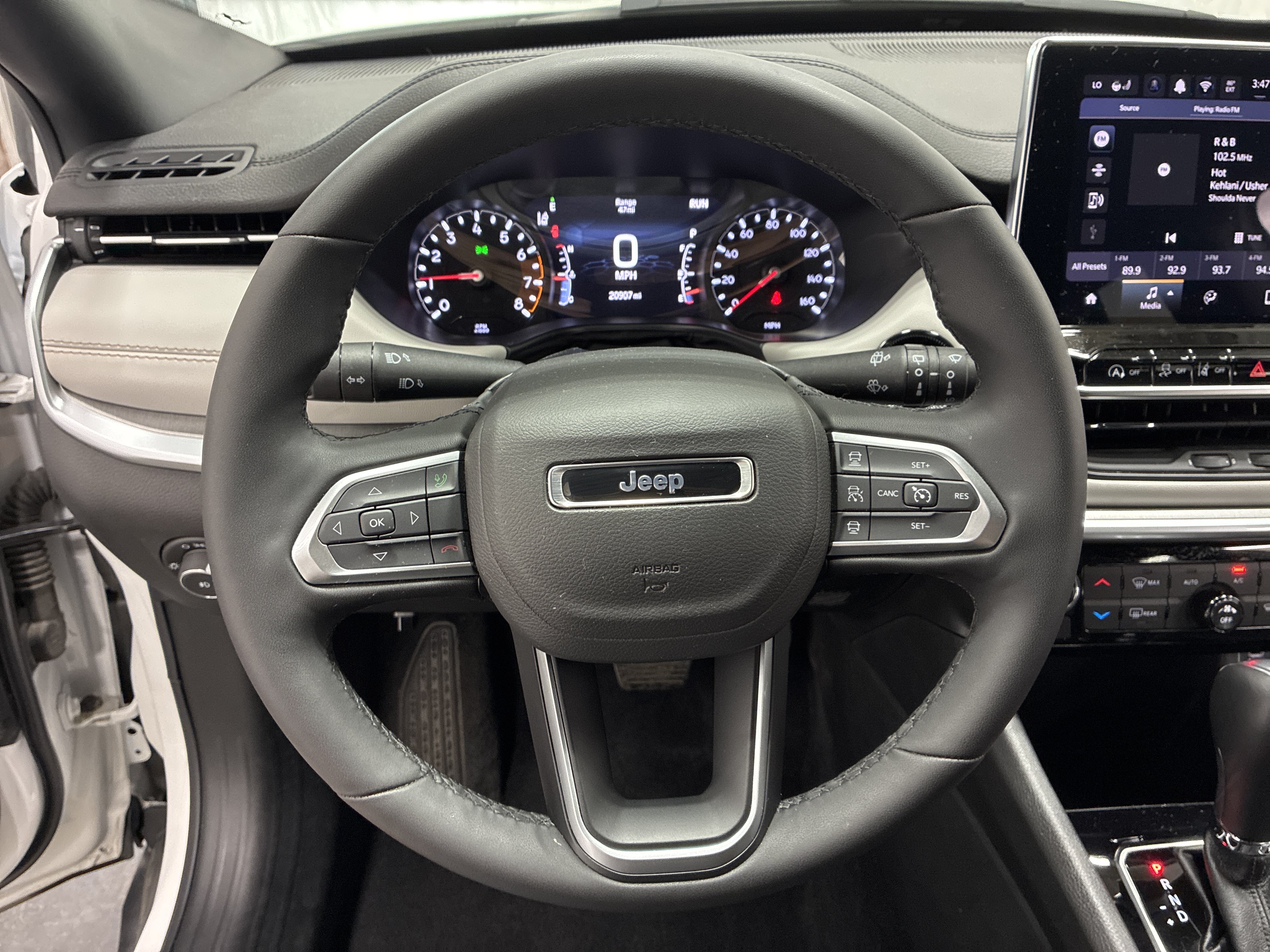 Certified 2025 Jeep Compass Limited AWD/4WD image 26