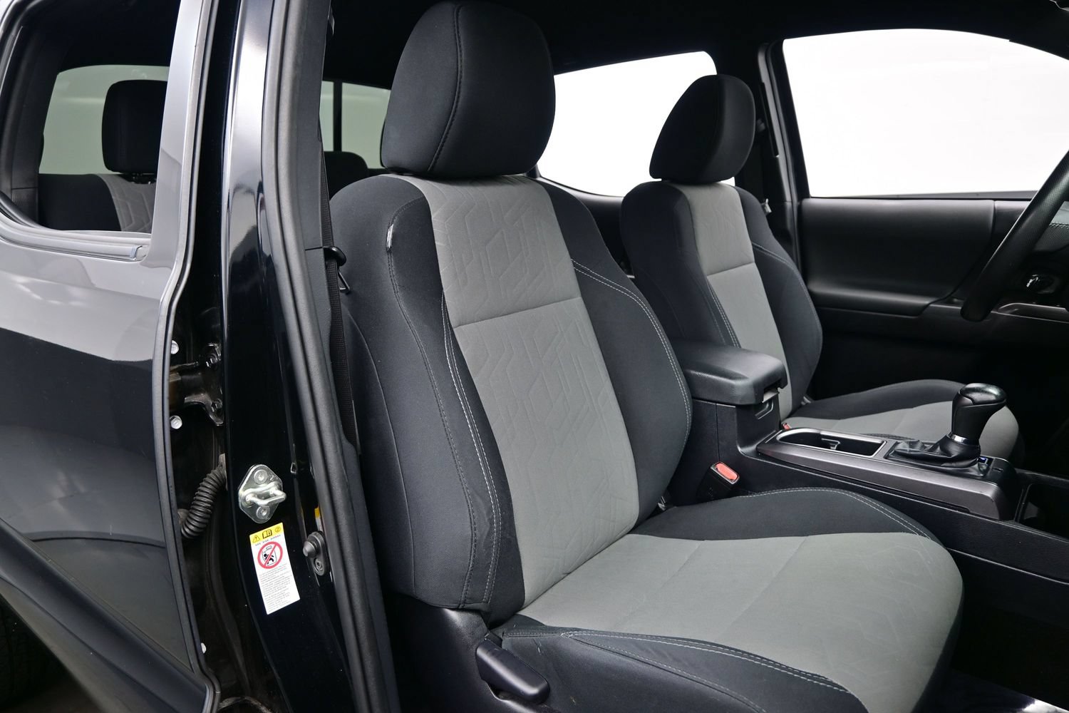 Used 2020 Toyota Tacoma TRD Sport RWD image 14