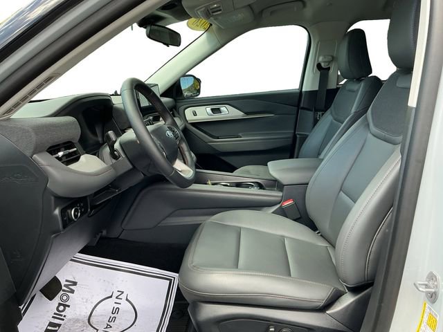 Used 2026 Ford Explorer Active w/ Active Comfort Package RWD image 6