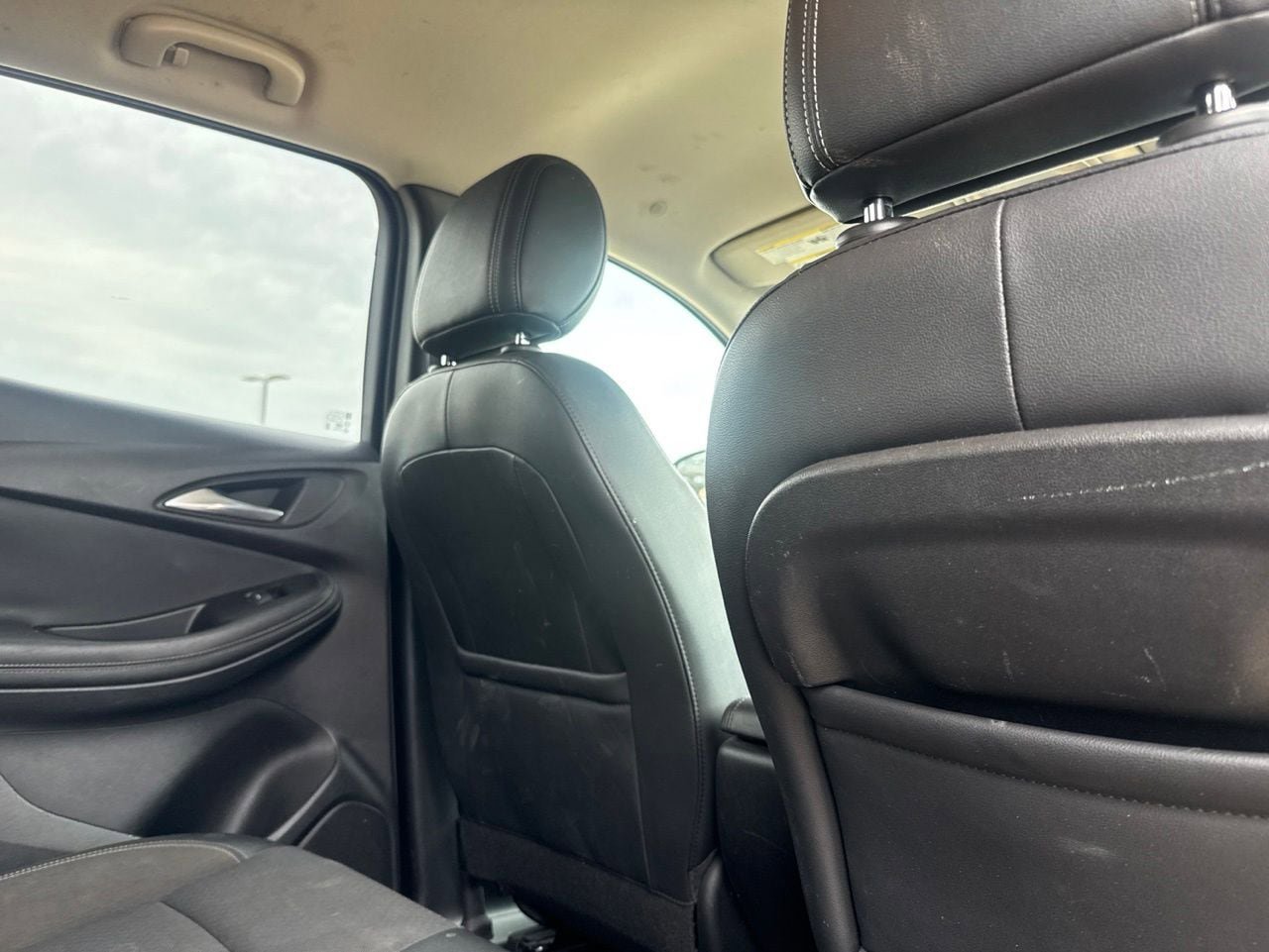 Used 2021 Buick Encore GX Preferred w/ Sport Touring Package FWD image 5