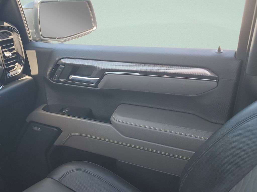 Used 2022 Chevrolet Silverado 1500 ZR2 image 16