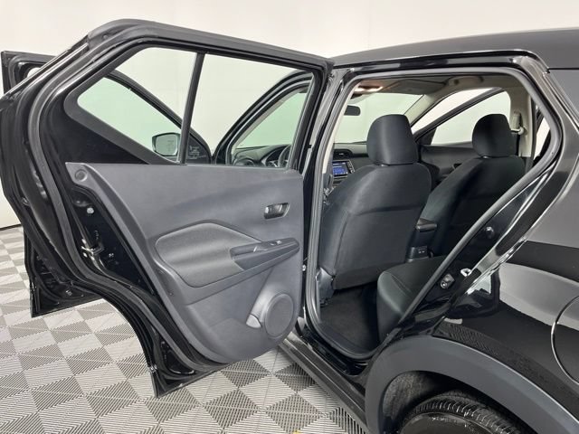 Certified 2025 Nissan Kicks Play S FWD image 38