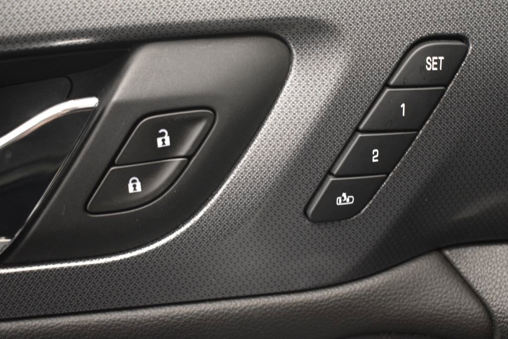 Used 2018 Chevrolet Traverse Premier w/ Redline Edition image 32