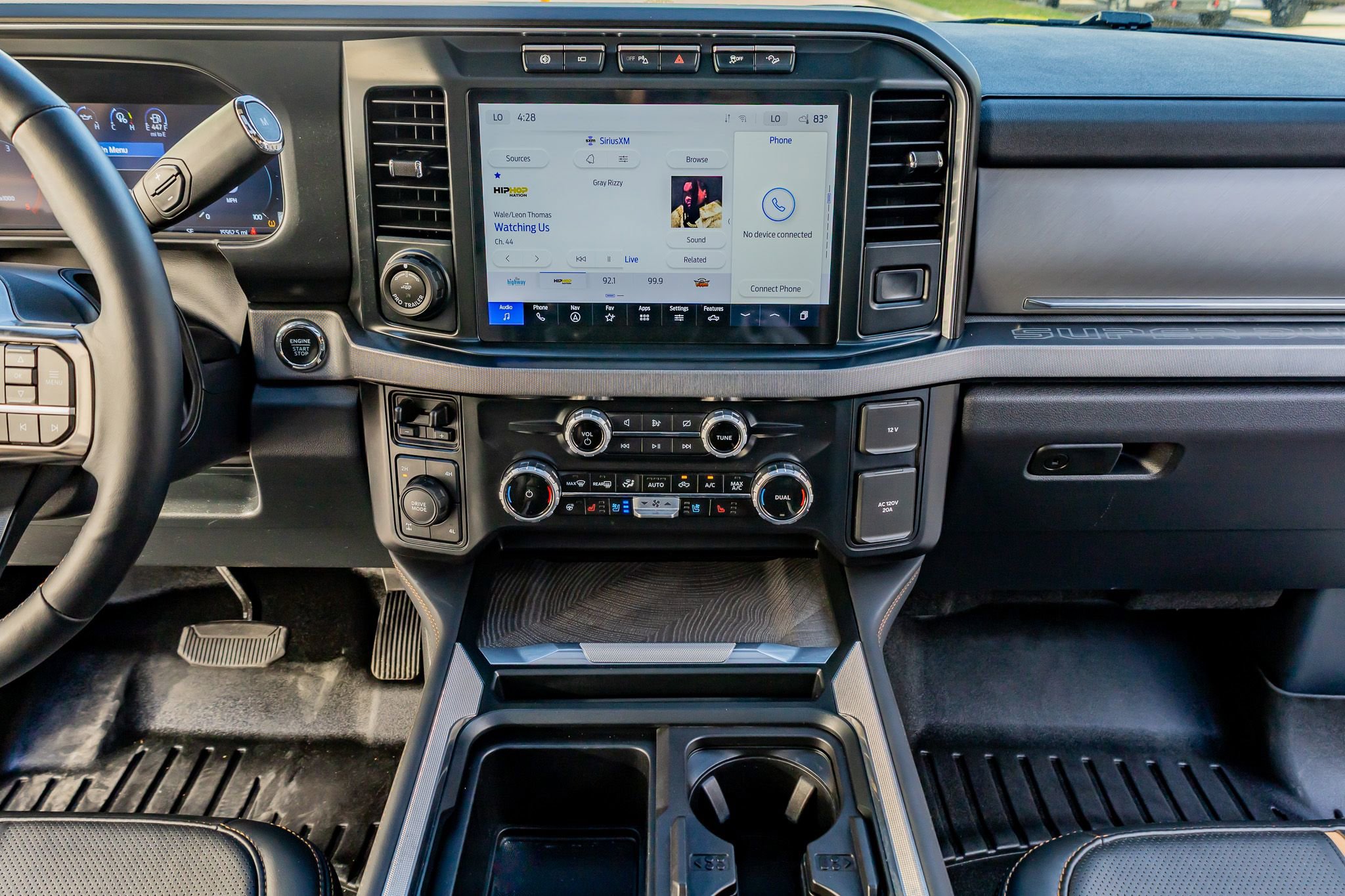 Used 2024 Ford F350 Platinum image 23