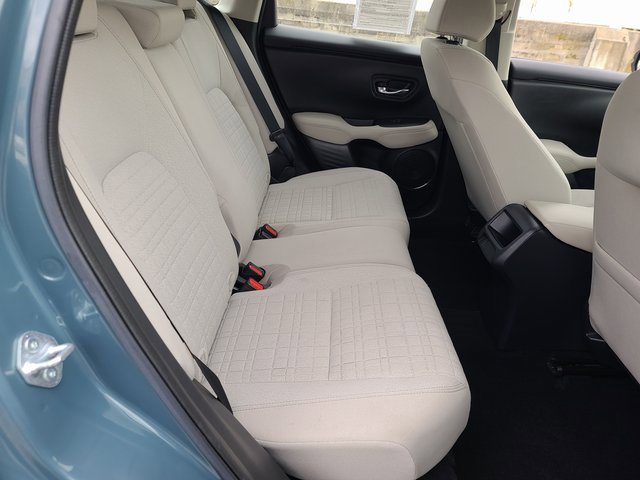 Used 2023 Honda HR-V LX image 17
