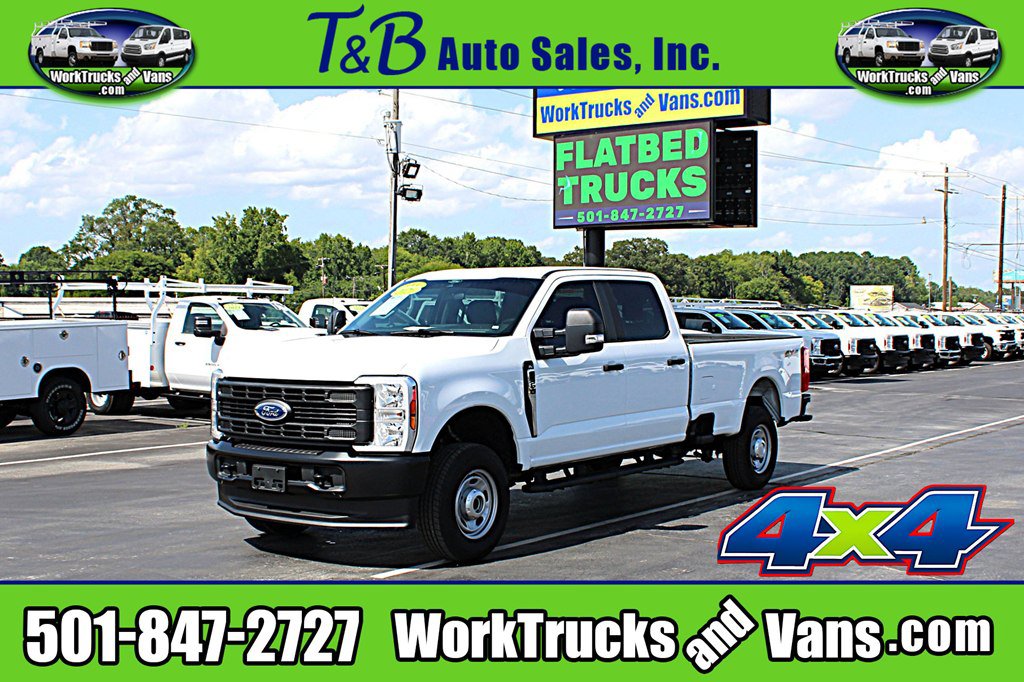 Used 2026 Ford F350 XL w/ Snow Plow/Camper Package AWD/4WD image 1