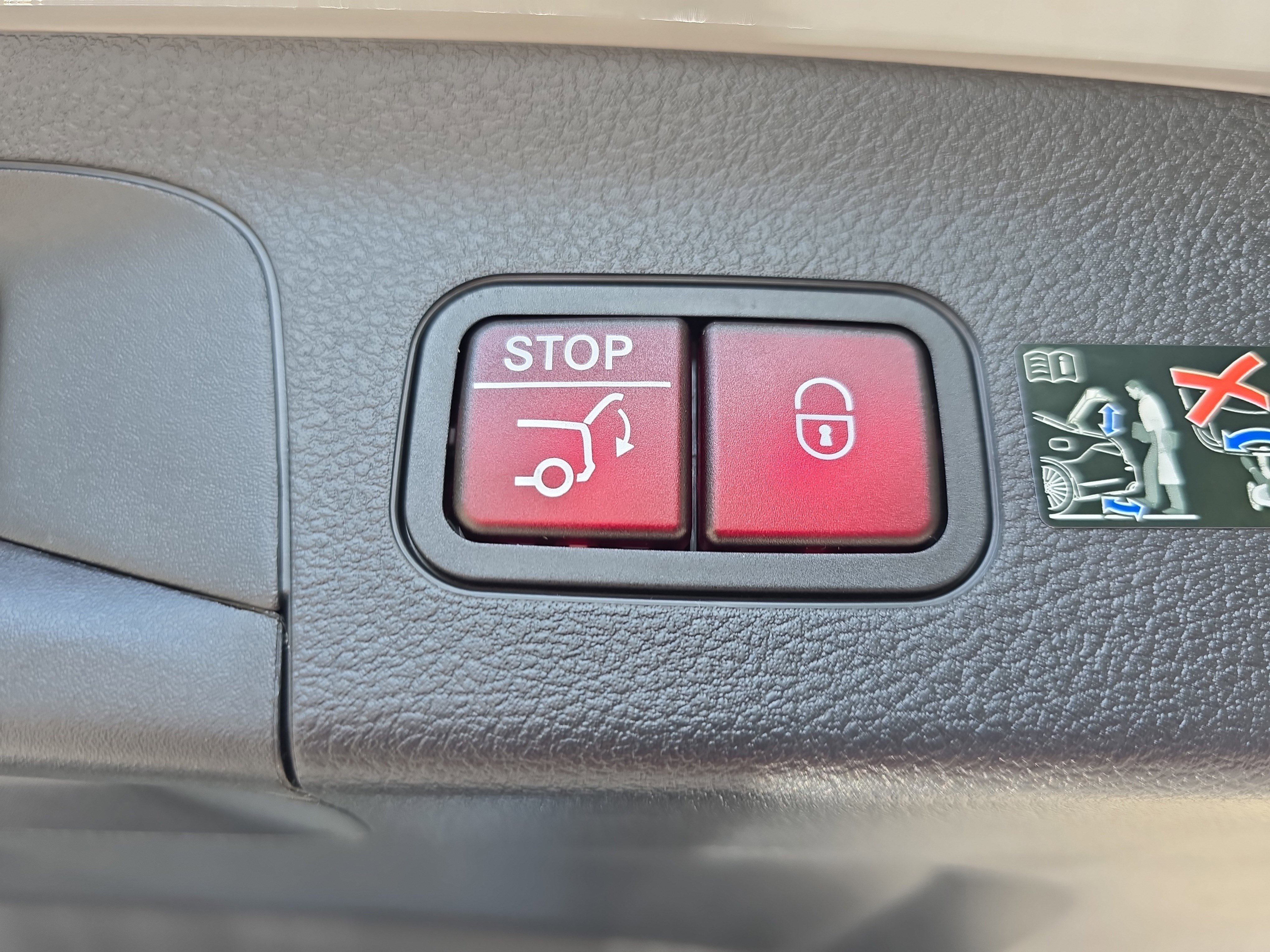 New 2026 Mercedes-Benz GLS 63 AMG 4MATIC image 14