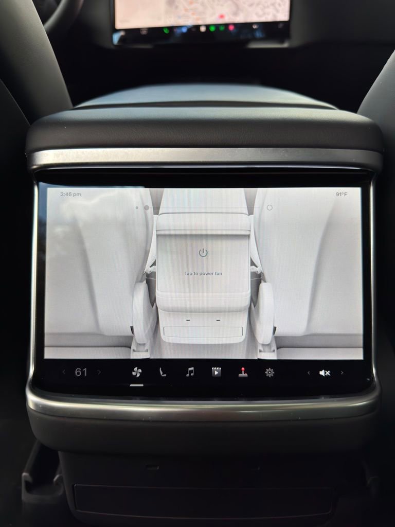 Used 2024 Tesla Model X AWD/4WD image 19