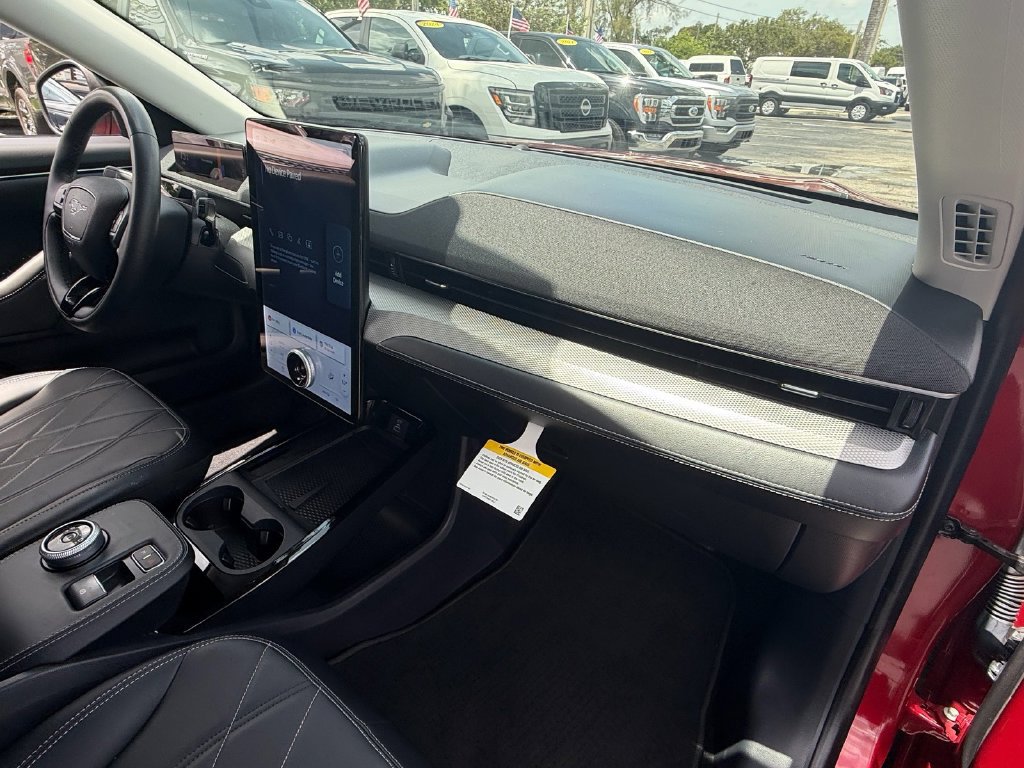 Used 2023 Ford Mustang Mach-E Select RWD image 18