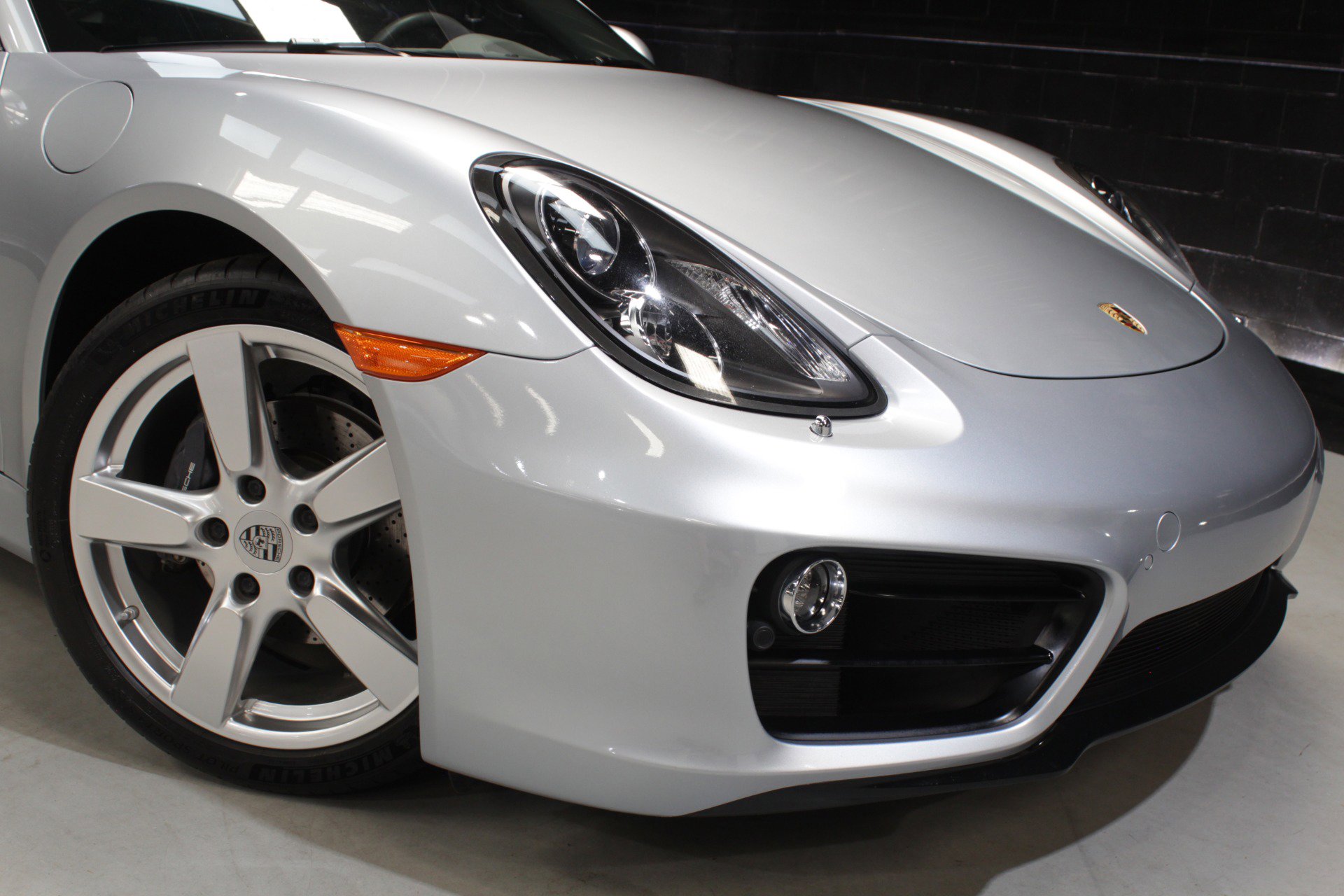 Used 2015 Porsche Cayman RWD image 9