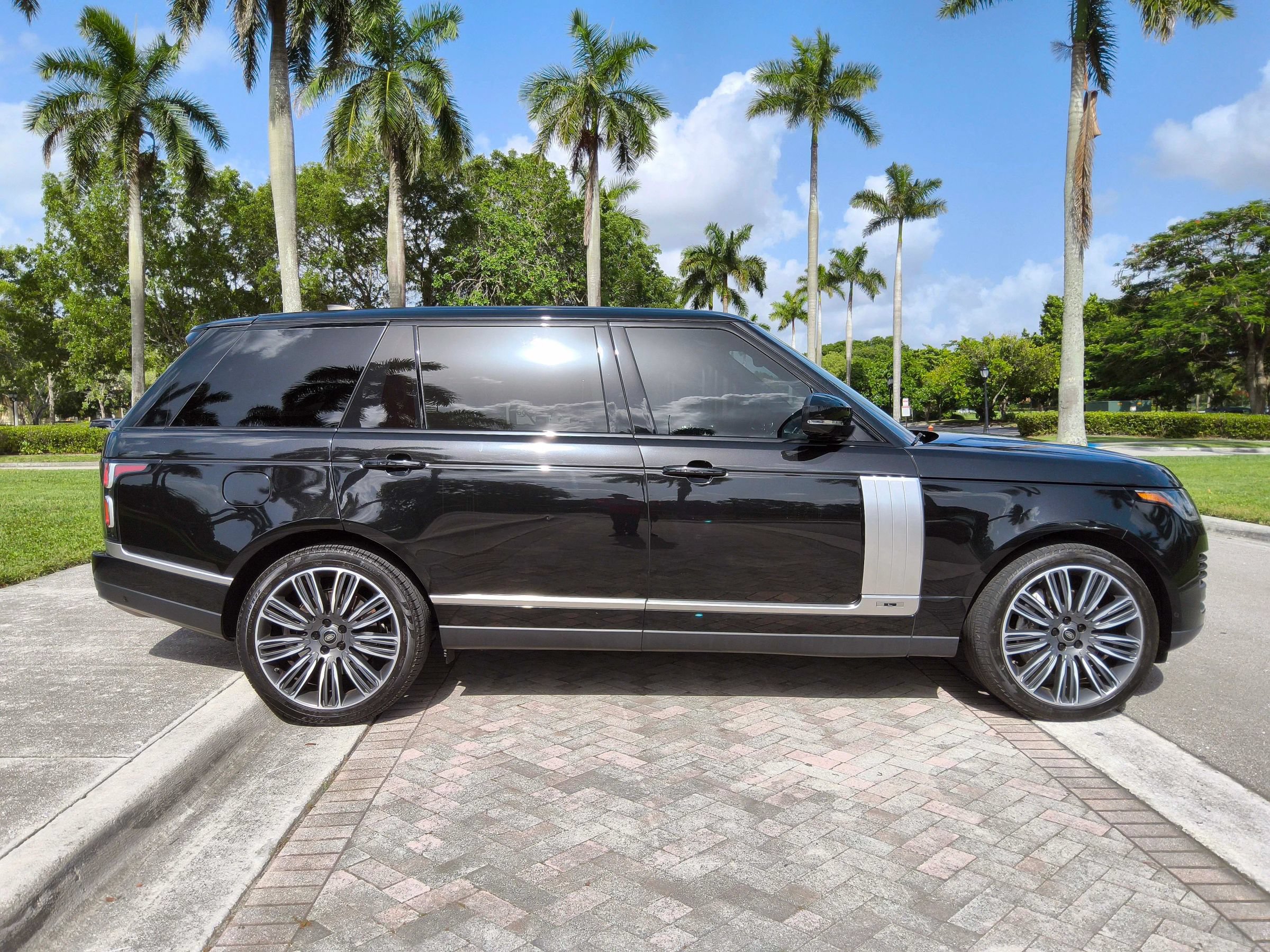 Used 2020 Land Rover Range Rover Long Wheelbase HSE AWD/4WD image 23