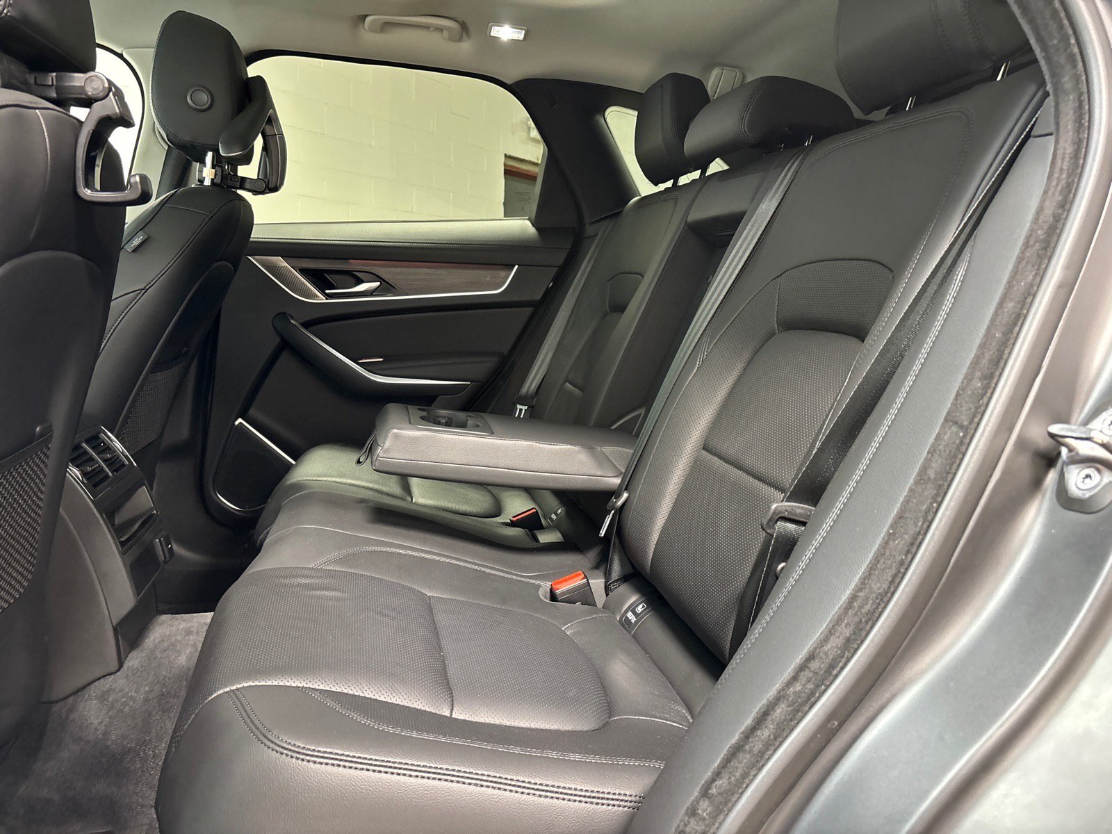 Used 2023 Jaguar F-PACE S AWD/4WD image 28