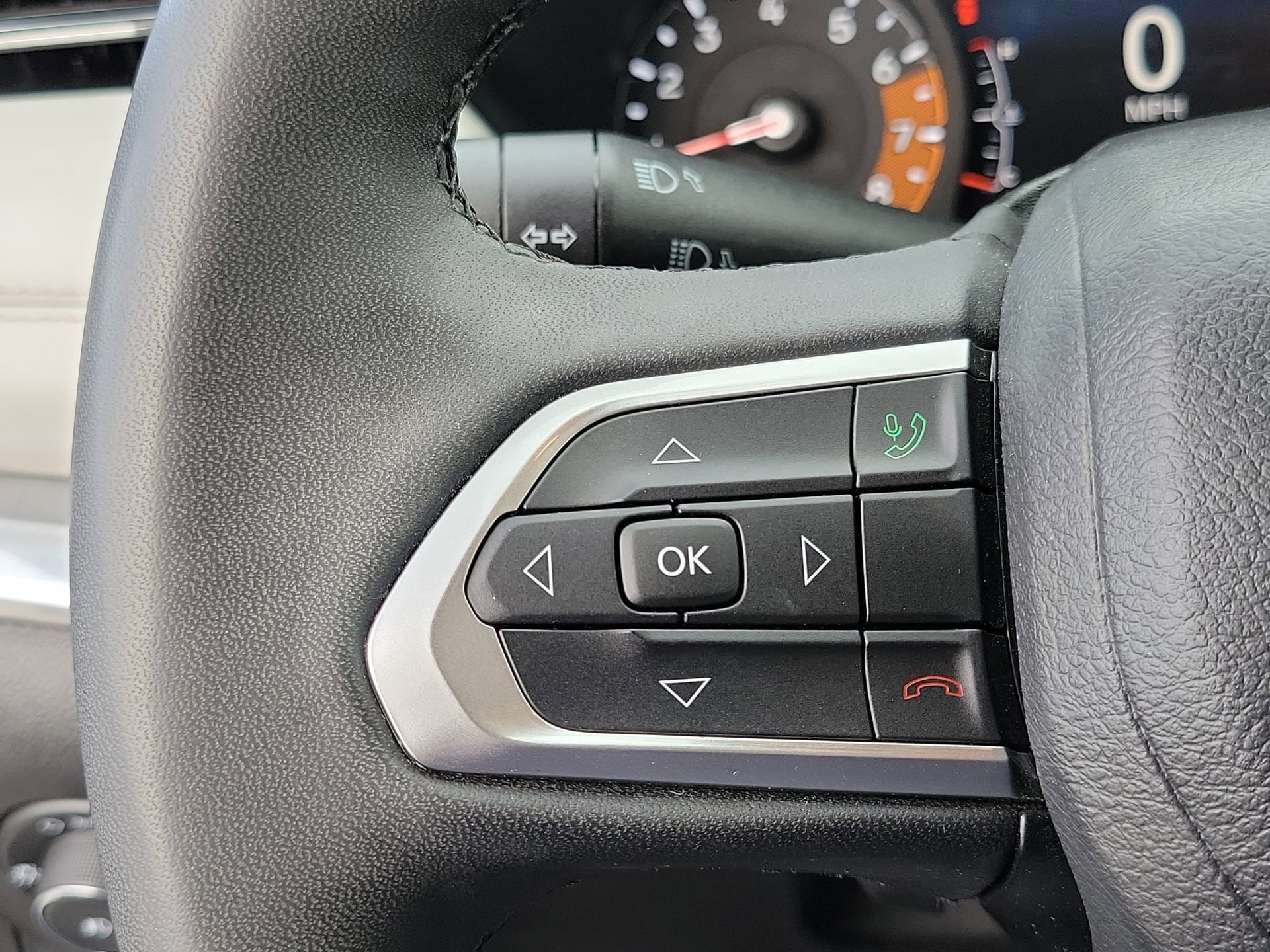 Used 2024 Jeep Compass Limited AWD/4WD image 5