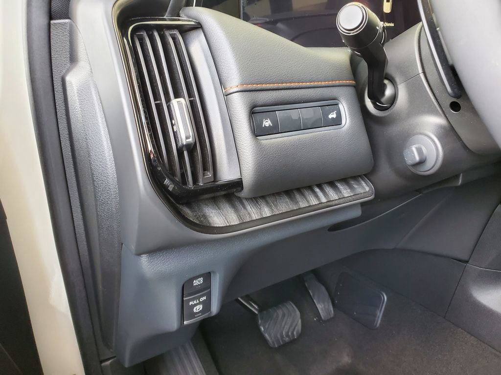 New 2025 Nissan Armada PRO-4X image 21