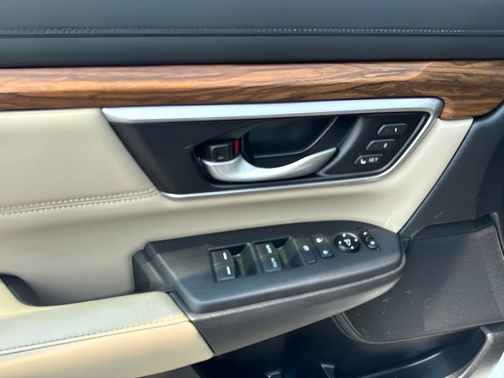 Used 2020 Honda CR-V Touring image 18