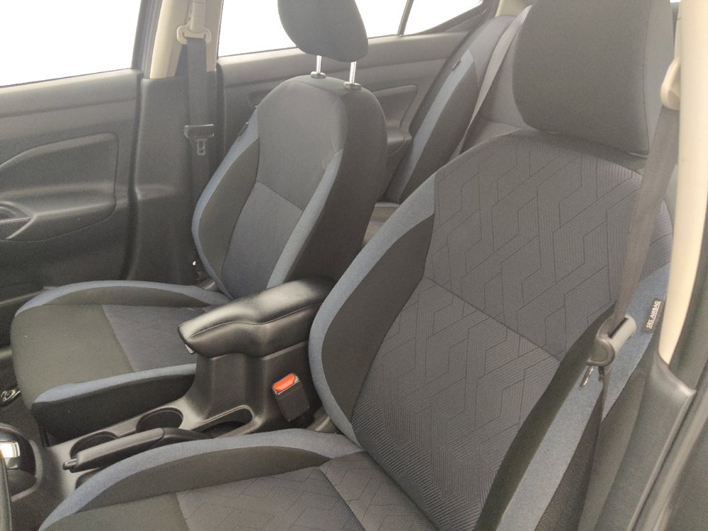 Used 2024 Nissan Versa SV FWD image 17