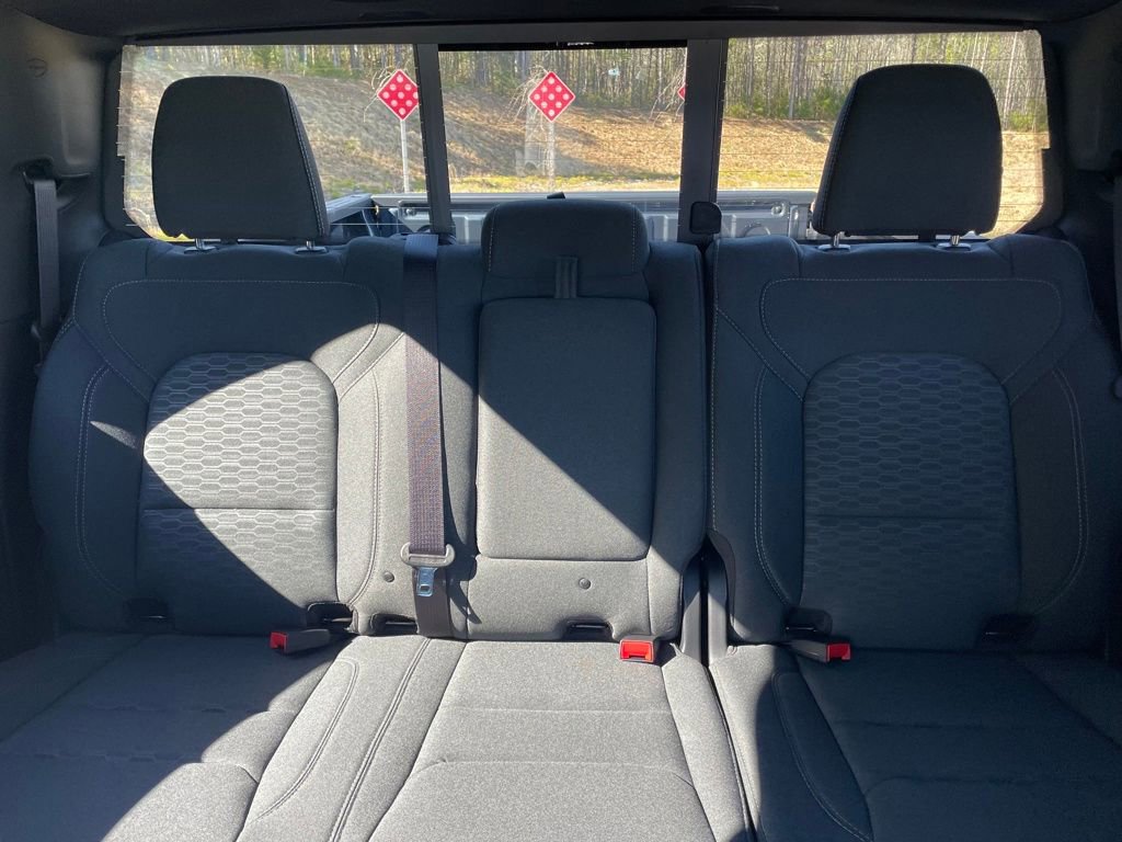 New 2026 RAM 1500 4x4 Crew Cab image 20