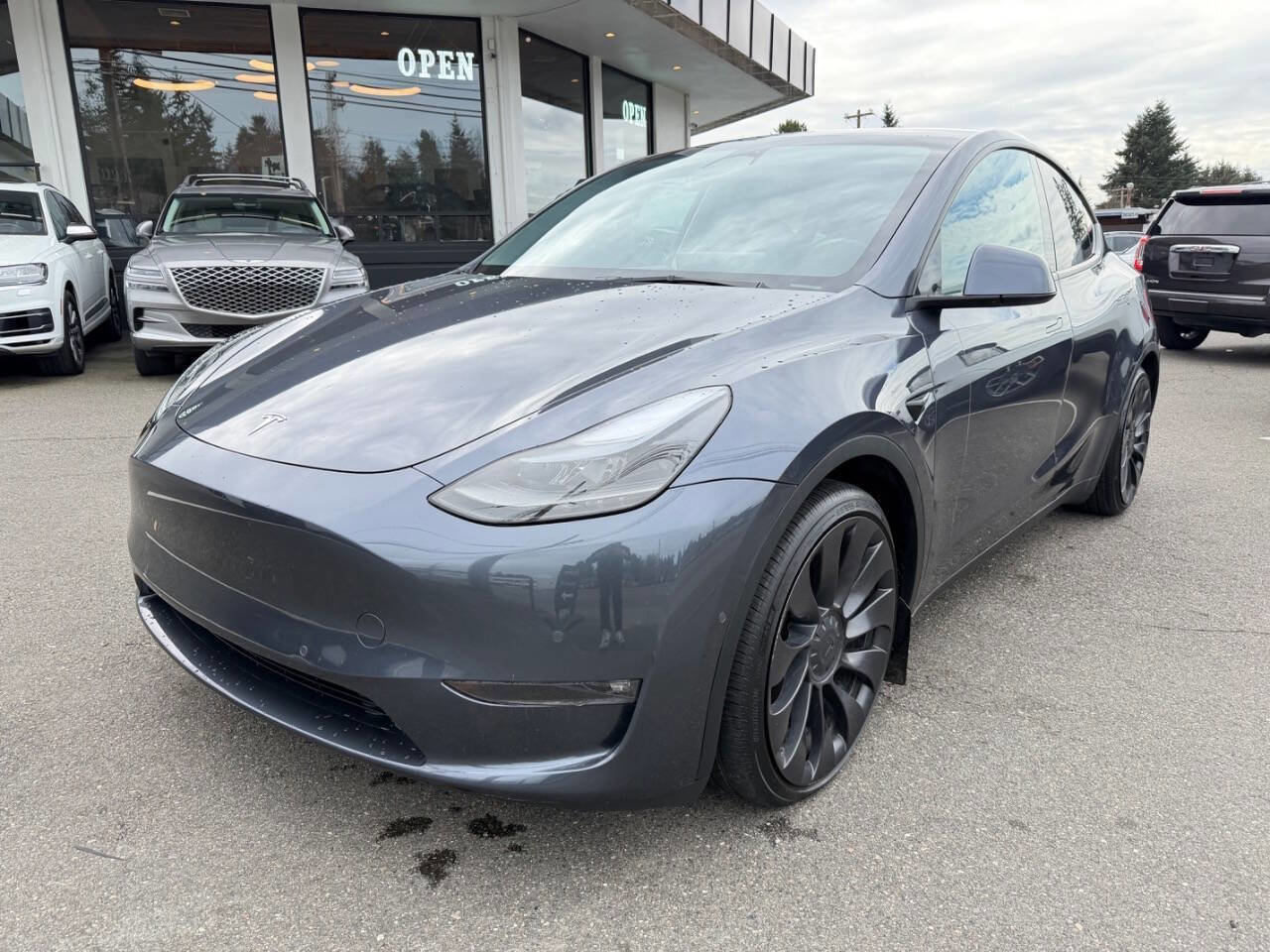 Used 2022 Tesla Model Y Performance image 1