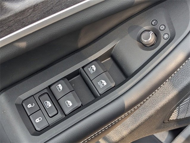 New 2025 Jeep Grand Cherokee Limited w/ Black Appearance Package image 20
