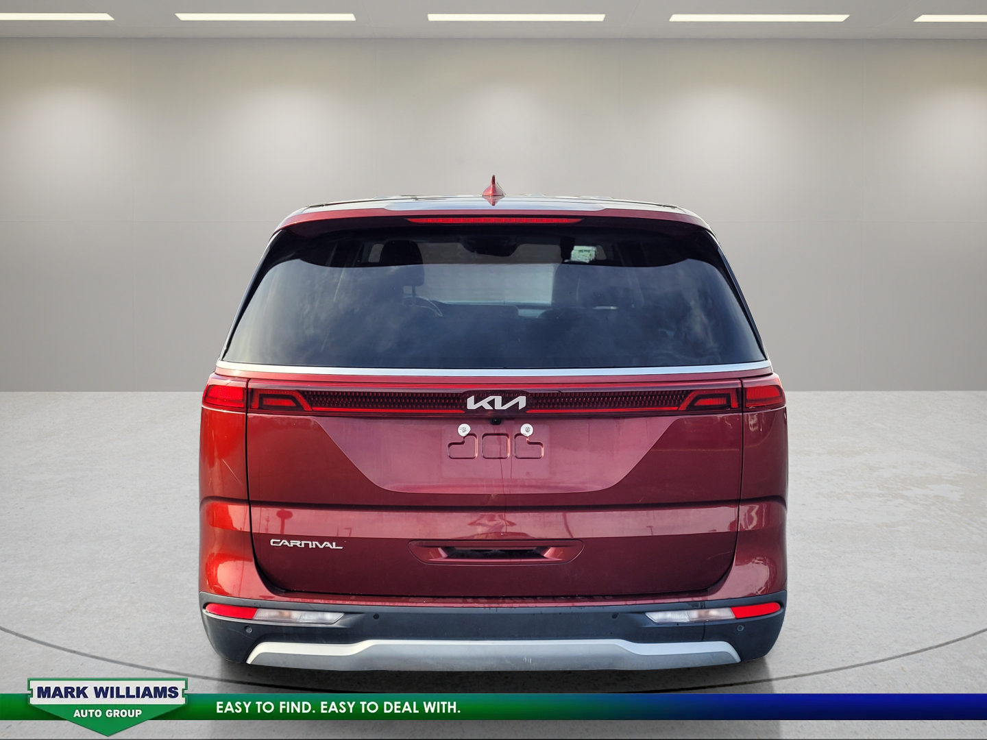 Used 2023 Kia Carnival LX FWD image 5