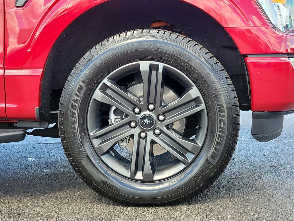 Certified 2021 Ford F150 XLT w/ Equipment Group 302A High image 9