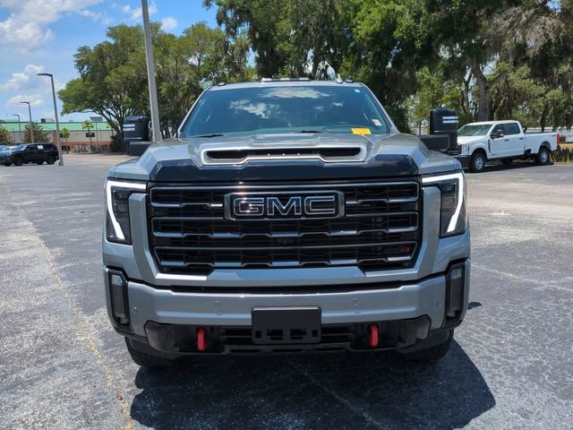 Used 2024 GMC Sierra 3500 AT4 w/ AT4 Premium Plus Package AWD/4WD image 3