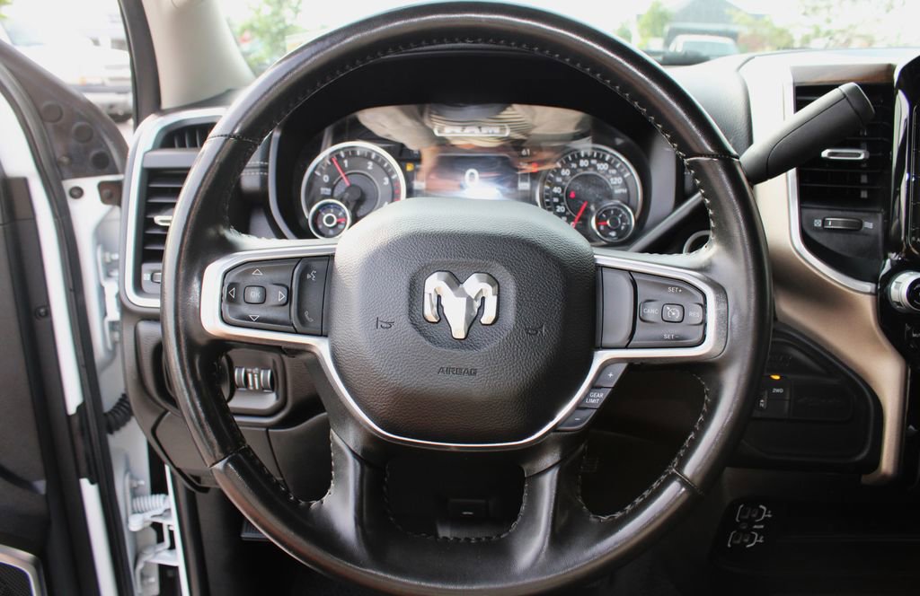 Used 2024 RAM 2500 Laramie AWD/4WD image 25