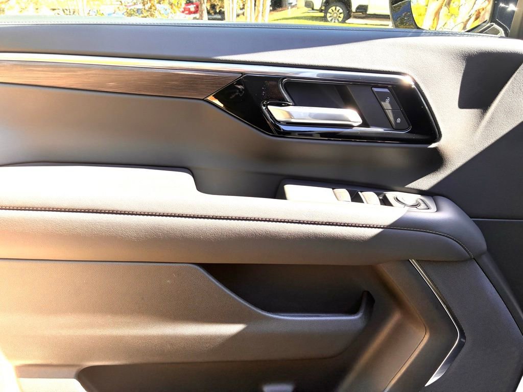 New 2026 Chevrolet Tahoe LS w/ LPO, Dark Essentials Package RWD image 22