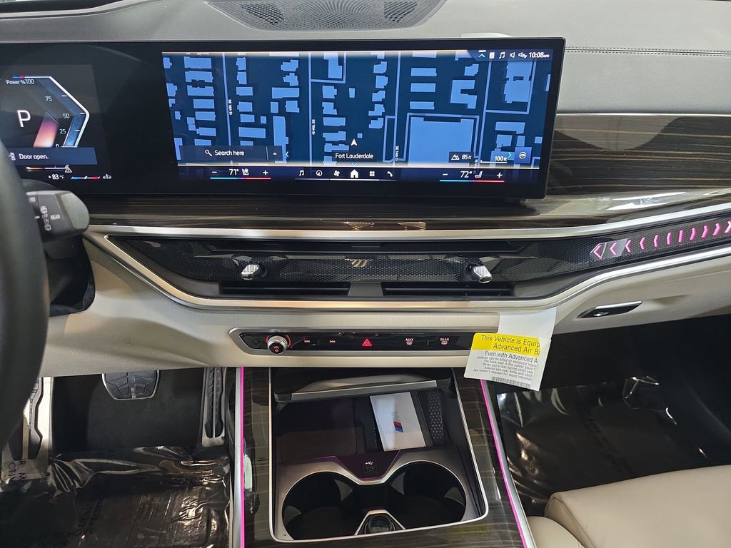 Used 2024 BMW X7 xDrive40i w/ M Sport Package AWD/4WD image 23