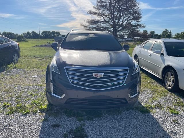 Used 2017 Cadillac XT5 Luxury w/ Driver Awareness Package AWD/4WD image 3