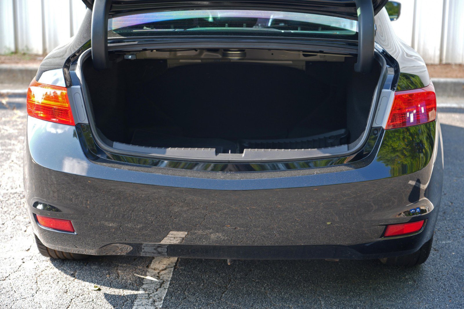 Used 2013 Acura ILX w/ Premium Package FWD image 9