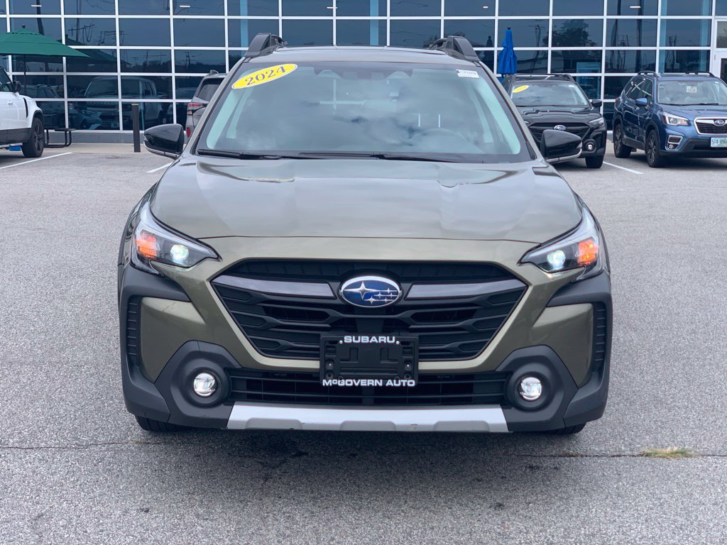 Used 2024 Subaru Outback Limited AWD/4WD image 5