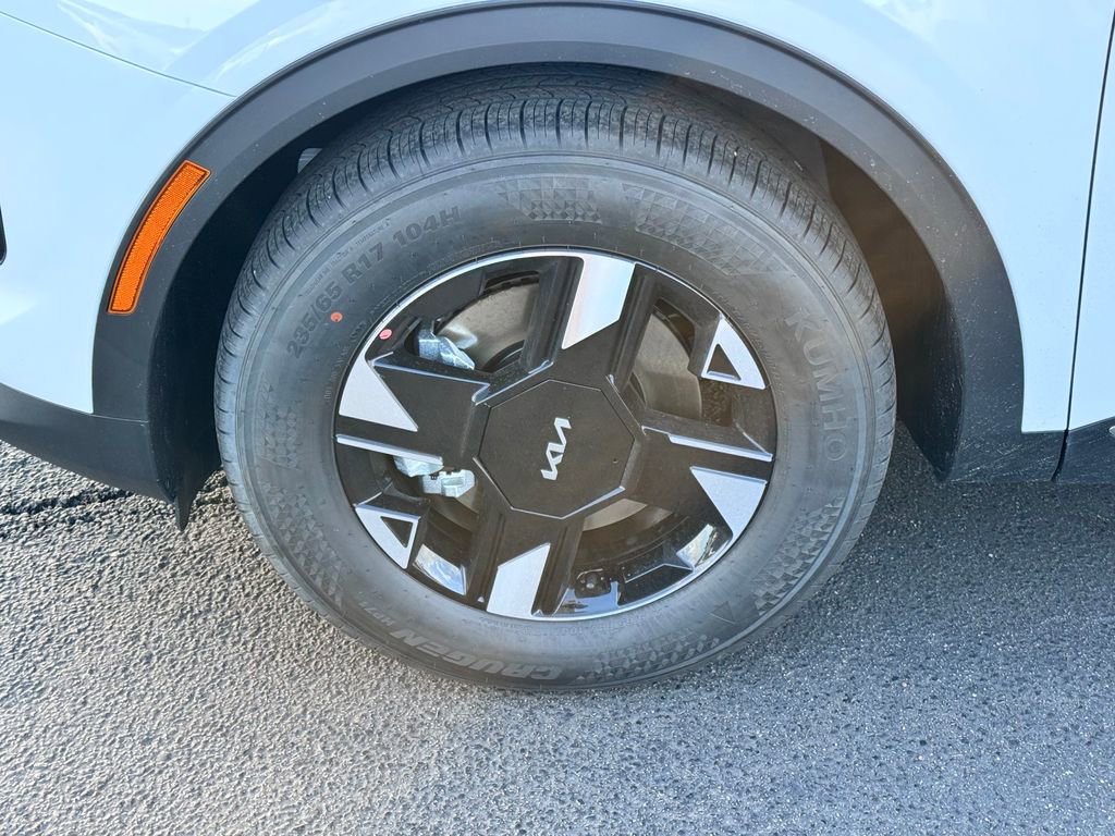 New 2026 Kia Sportage LX image 9